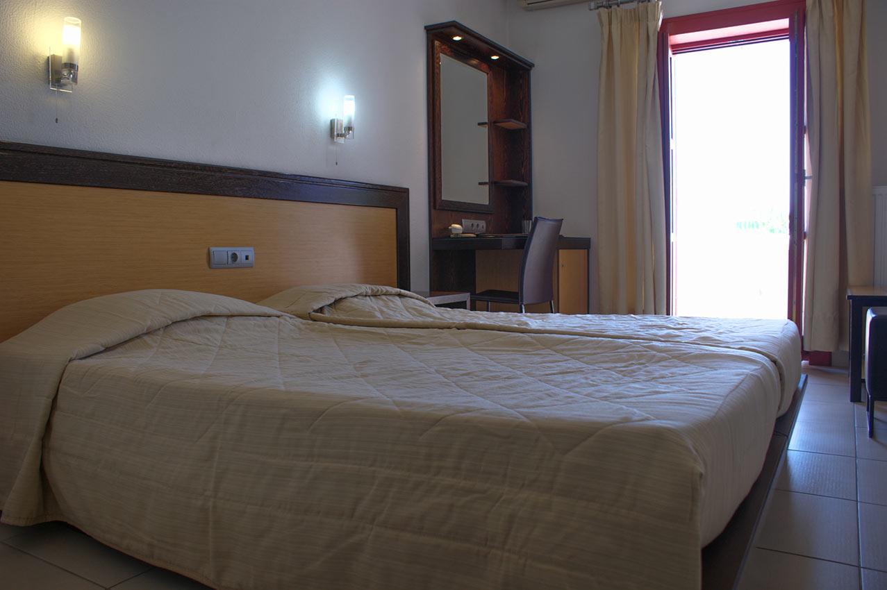 Aposperides Hotel Livadi  Exterior foto